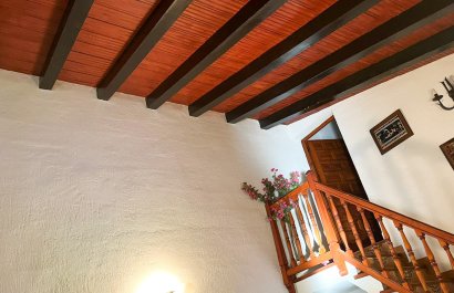 Resale - Villa - Orihuela Costa - Punta Prima