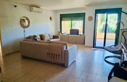 Resale - Apartment / flat - Orihuela Costa - Lomas de Campoamor