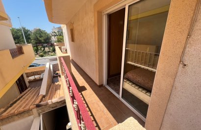 Resale - Villa - Orihuela Costa - La Zenia