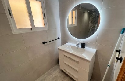 Resale - Villa - Orihuela Costa - La Zenia