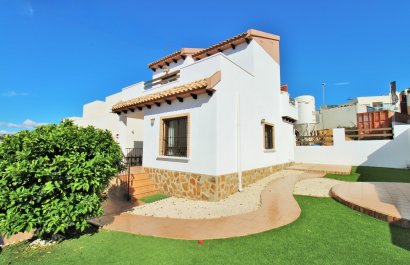 Resale - Villa - Villamartín - PAU 8