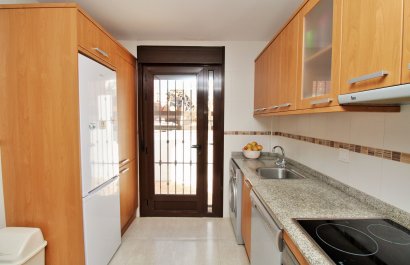 Resale - Villa - Villamartín - PAU 8