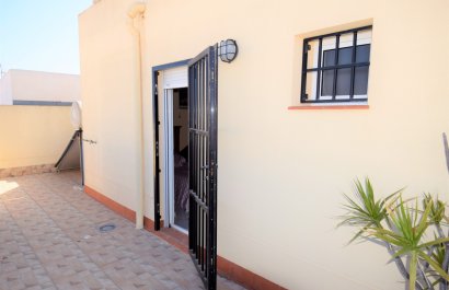 Resale - Apartment / flat - Guardamar del Segura