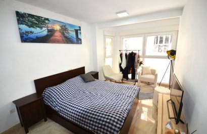 Reventa - Apartamento / piso - Torrevieia - Center