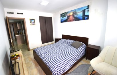 Reventa - Apartamento / piso - Torrevieia - Center