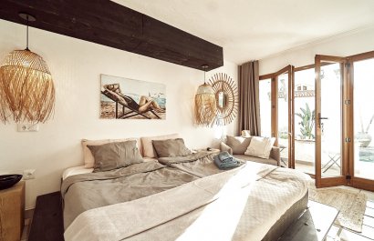 Resale - Villa - Orihuela Costa - Punta Prima