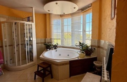 Resale - Villa - Orihuela Costa