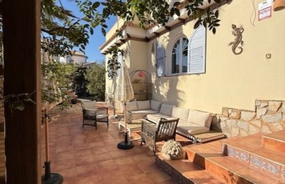 Resale - Villa - Orihuela Costa