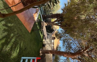 Resale - Villa - Orihuela Costa