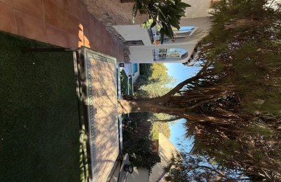 Resale - Villa - Orihuela Costa