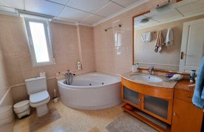 Resale - Villa - Torrevieia - La Mata