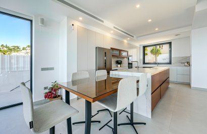 New Build - Villa - Benalmádena