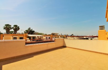 Herverkoop - Townhouse / Duplex / Corner - Los Desamparados