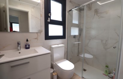 Resale - Apartment / flat - Orihuela Costa - Villamartín