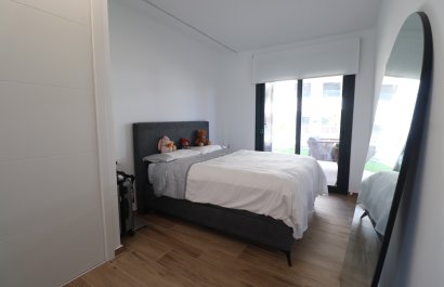 Resale - Apartment / flat - Orihuela Costa - Villamartín