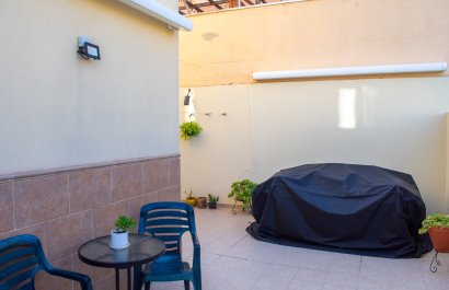 Resale - Townhouse / Duplex / Corner - Guardamar del Segura - Urbanizaciones