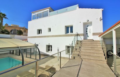 Resale - Villa - Villamartín