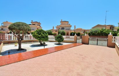 Reventa - Townhouse / Duplex - La Zenia