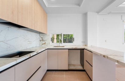 Resale - Villa - Torrevieia - Torrevieja