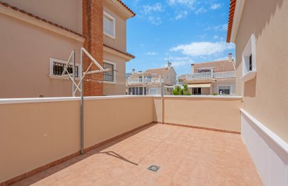 Resale - Villa - Torrevieia - Torrevieja