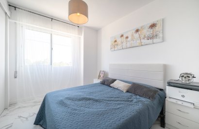 Resale - Apartment / flat - Orihuela Costa - Punta Prima
