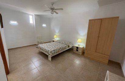 Resale - Villa - Daya Nueva