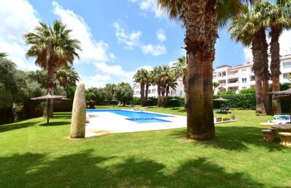 Resale - Apartment / flat - Orihuela Costa - Villamartín