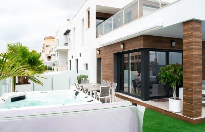 Reventa - Villa - Vistabella