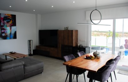 Reventa - Villa - Vistabella