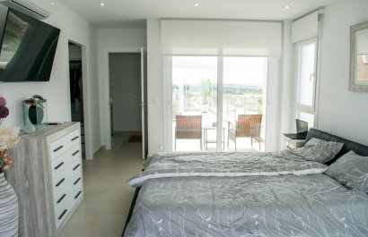 Reventa - Villa - Vistabella