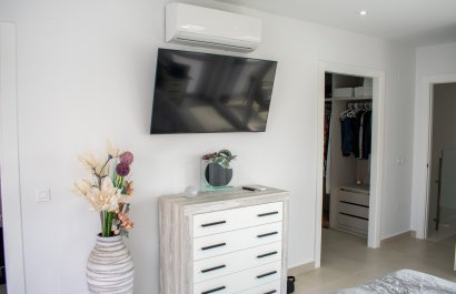 Reventa - Villa - Vistabella