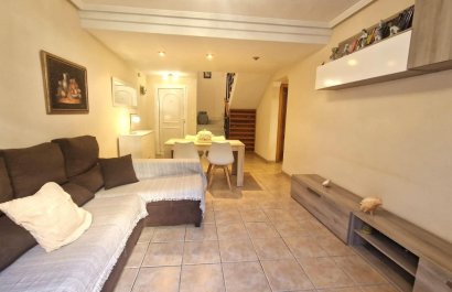 Resale - Townhouse / Duplex / Corner - Torrevieia - Aguas Nuevas