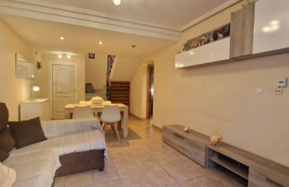 Resale - Townhouse / Duplex / Corner - Torrevieia - Aguas Nuevas