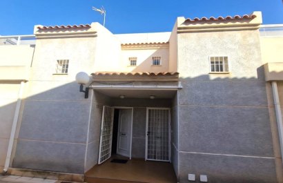 Resale - Townhouse / Duplex / Corner - Torrevieia - Aguas Nuevas