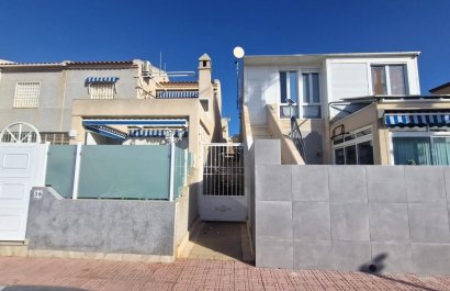 Resale - Townhouse / Duplex / Corner - Torrevieia - Aguas Nuevas