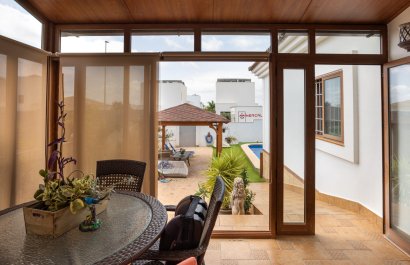 Resale - Villa - Los Montesinos - La Herrada