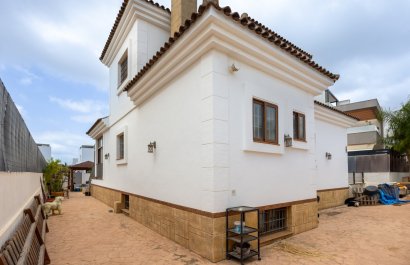 Resale - Villa - Los Montesinos - La Herrada