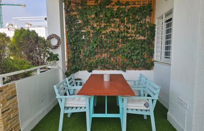 Resale - Apartment / flat - Orihuela Costa - Punta Prima