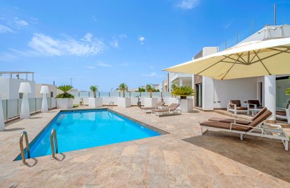 Resale - Villa - Orihuela Costa - Villamartín