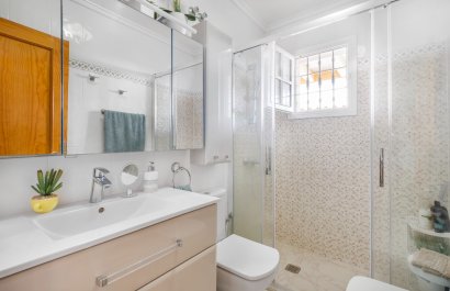 Resale - Villa - Torrevieia - Zona los Frutales