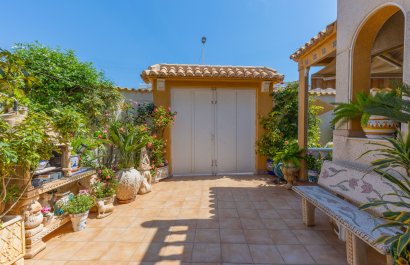 Resale - Villa - Torrevieia - Zona los Frutales