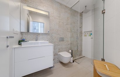 Resale - Apartment / flat - Orihuela - Las Colinas golf