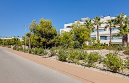 Resale - Apartment / flat - Orihuela - Las Colinas golf