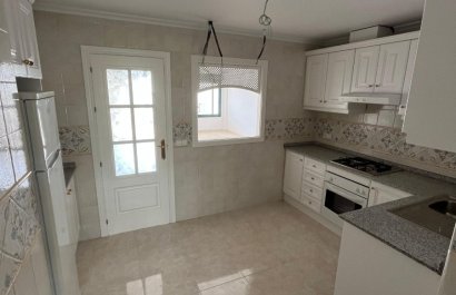 Resale - Apartment / flat - Orihuela Costa