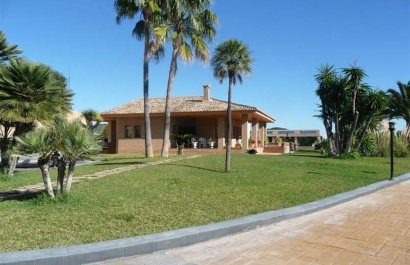 Resale - Villa - Calpe - Gargasindi