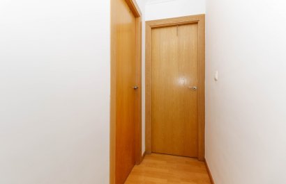 Resale - Apartment / flat - Torrevieia - Center