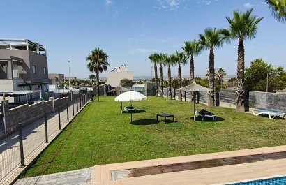 Resale - Villa - Torrevieia - Torrevieja