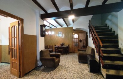 Resale - Townhouse / Duplex / Corner - Agres - town