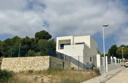 Resale - Villa - Alfas del Pí