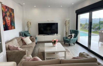 Resale - Villa - Alfas del Pí